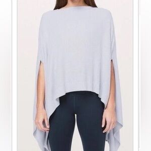 Lululemon forward flow poncho